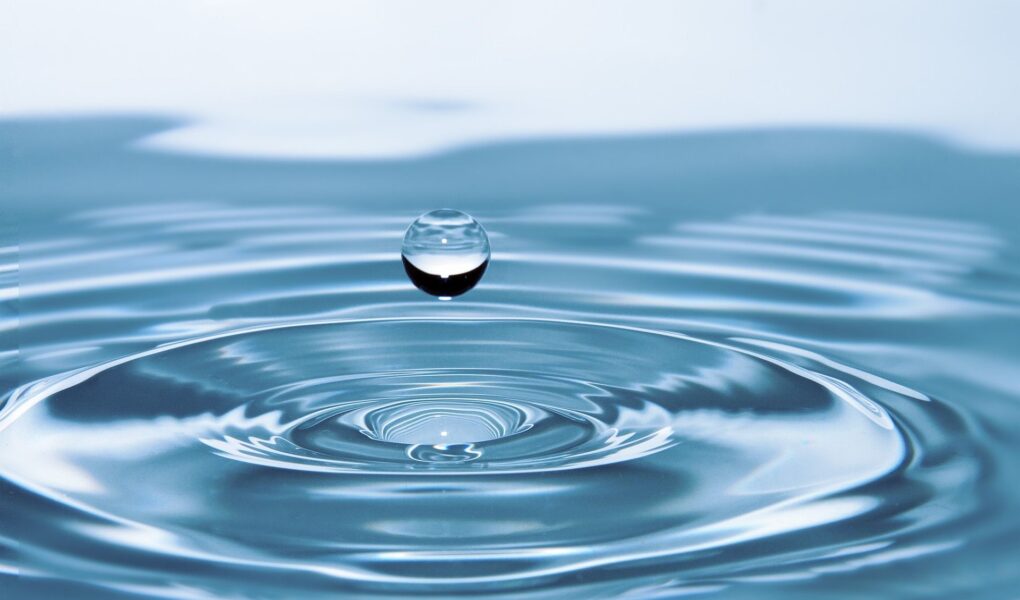beber agua