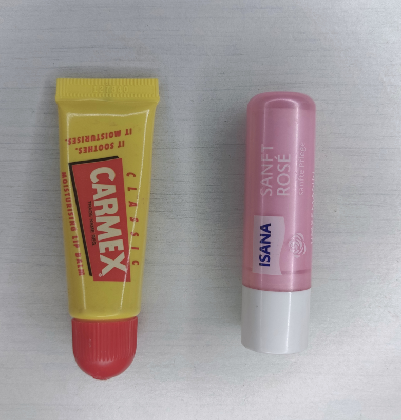 LIP BALM CARMEX
BALSAMO LABIAL ISANA