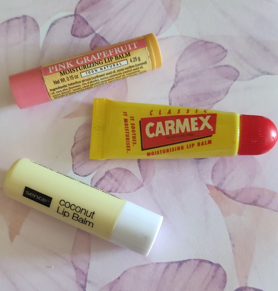 BALSAMOS LABIALES