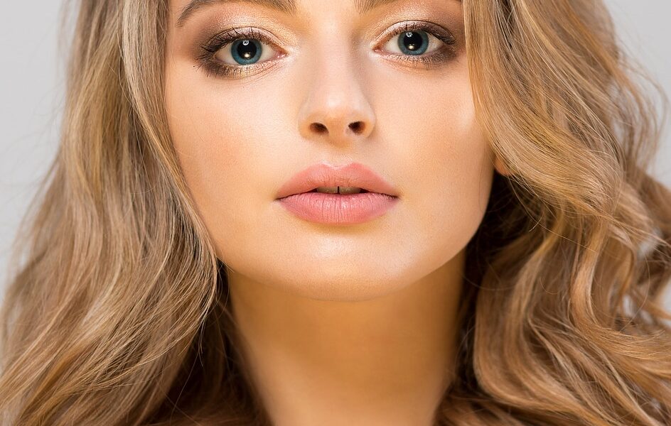 base de maquillaje liviana
